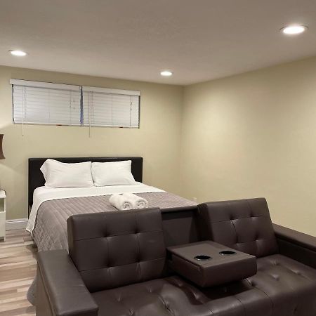 Lovely Room In Private House Near Disneyland أنهايم المظهر الخارجي الصورة