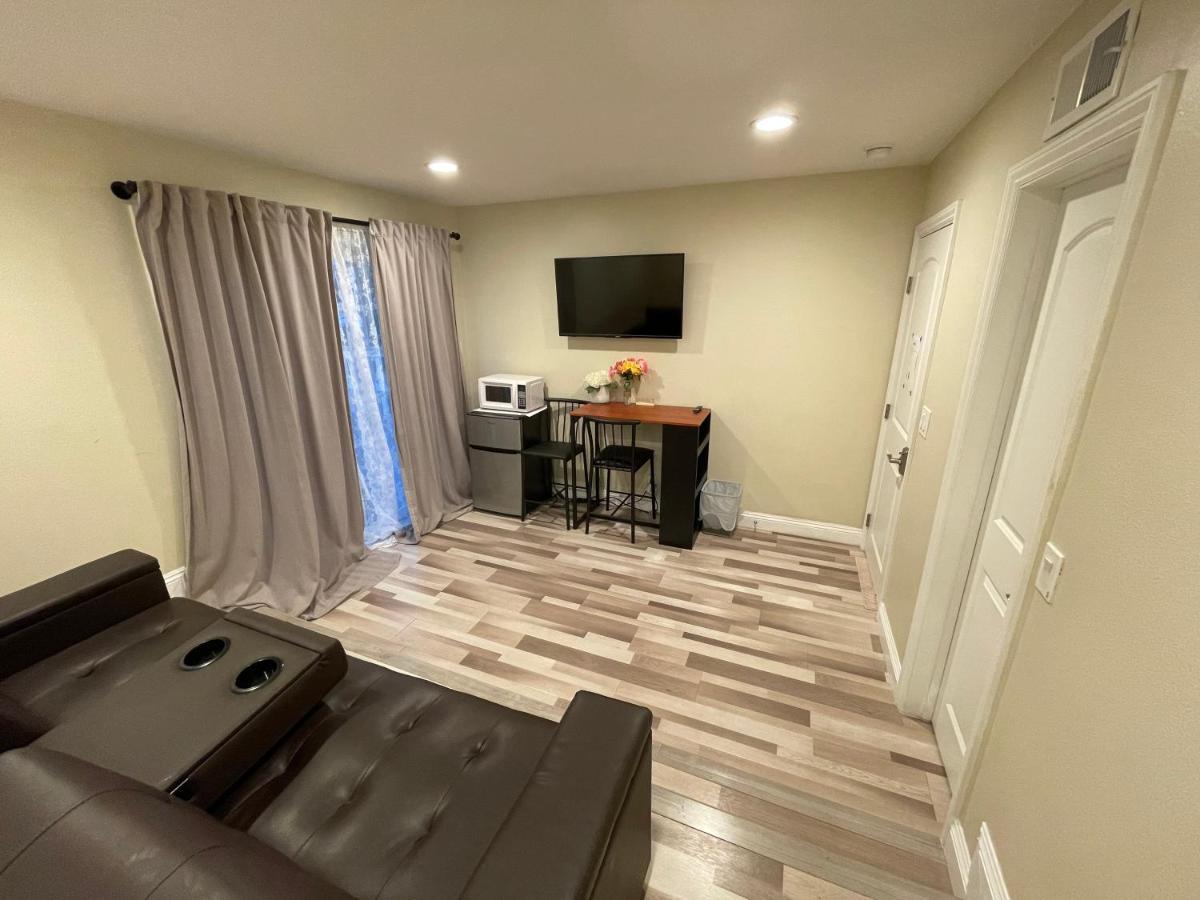 Lovely Room In Private House Near Disneyland أنهايم المظهر الخارجي الصورة